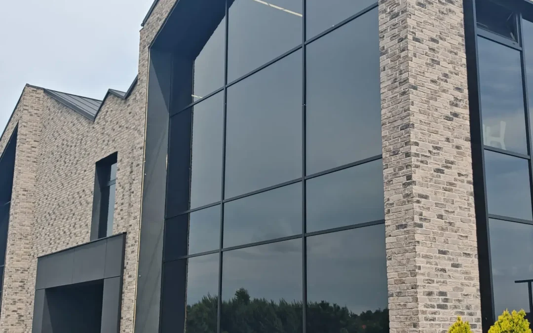 Spektakularna realizacja fasad aluminiowych w Łochowie koło Bydgoszczy