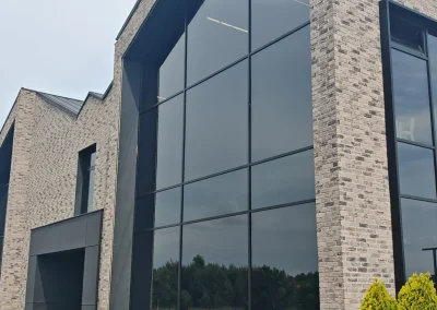 Realizacja fasady aluminiowej w Łochowie pod Bydgoszczą 4